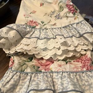 Vintage Fieldcrest Two  Waverly Belle Rive Standard Queen Pillowcases